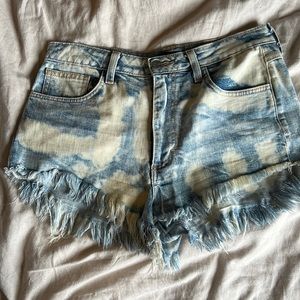 Size Large denim bleached style shorts